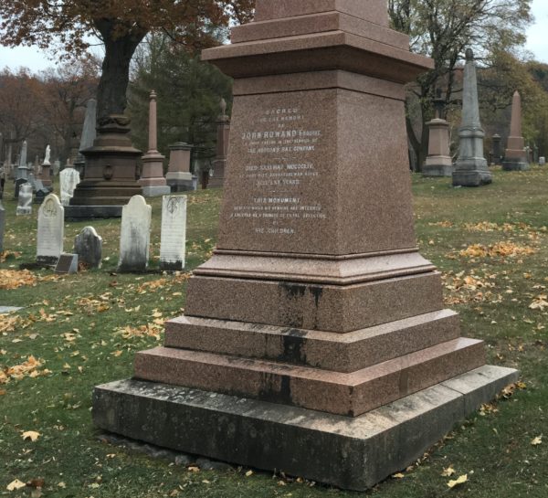 rowand_montreal_grave_-e1512580870358