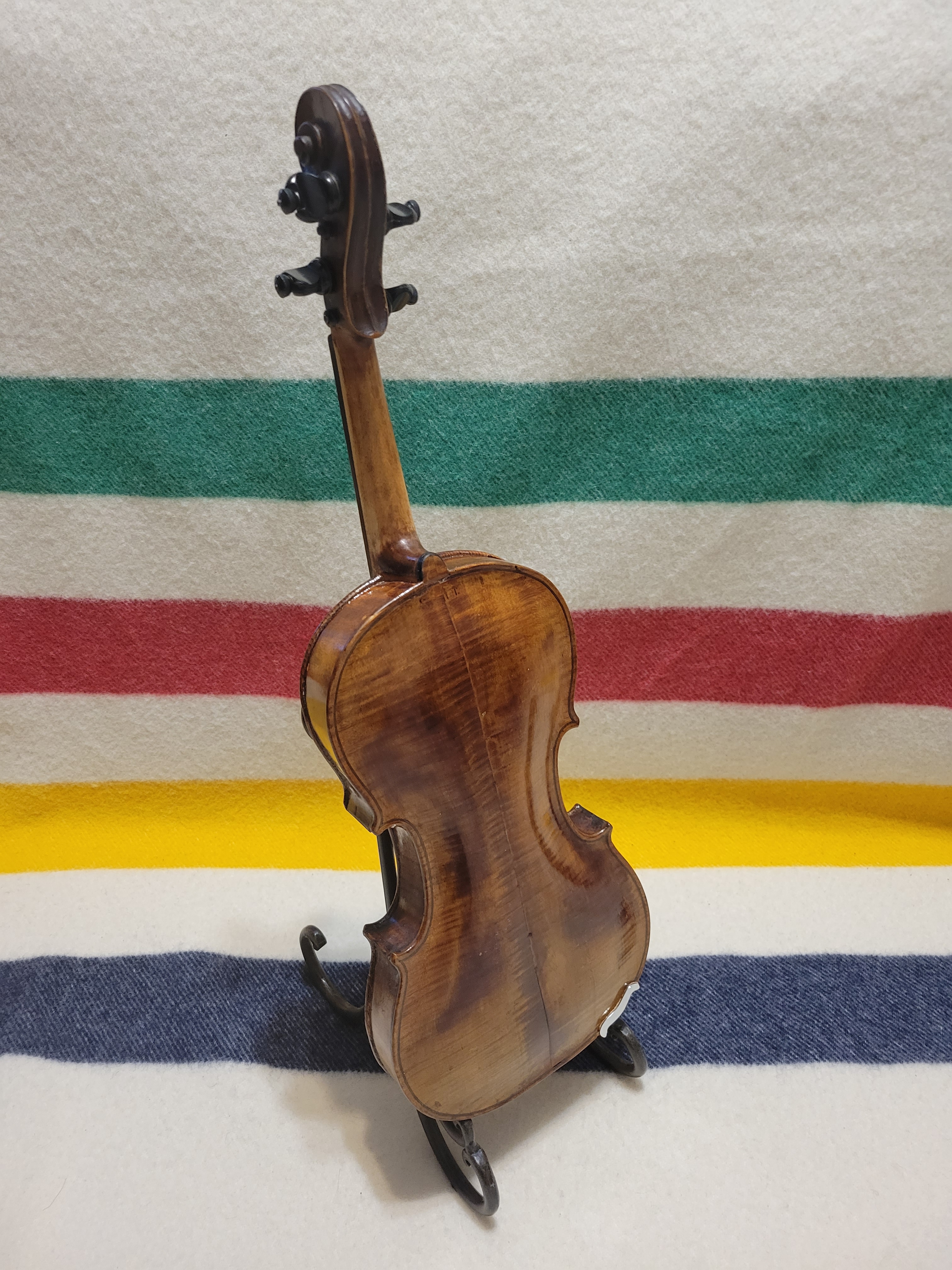 Salvaging a Stainer Violin – The Prairie Fiddler